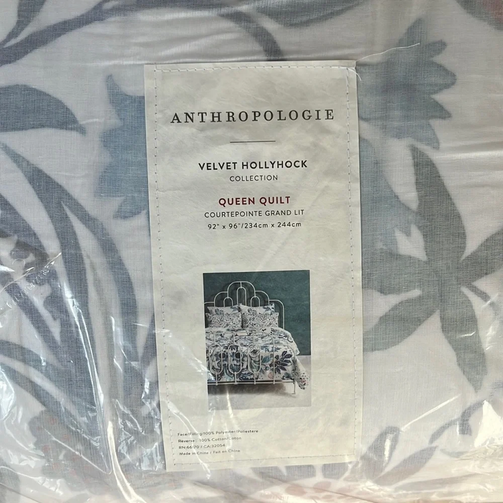 Anthropologie Velvet Hollyhock Quilt Queen with shams NWT